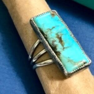 Vtg Turquoise & Silver Ring  (Long rectangular)  Size 8.5 - 9